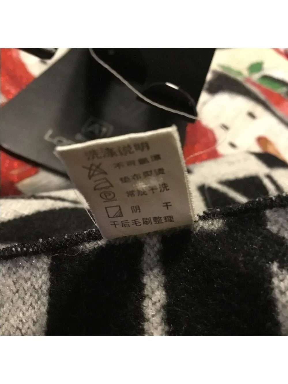 100% silk black/white/gray scarf